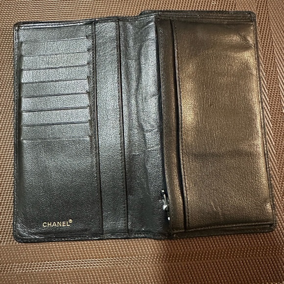 Authentic Vintage Black Chanel Long Wallet - Picture 12 of 16